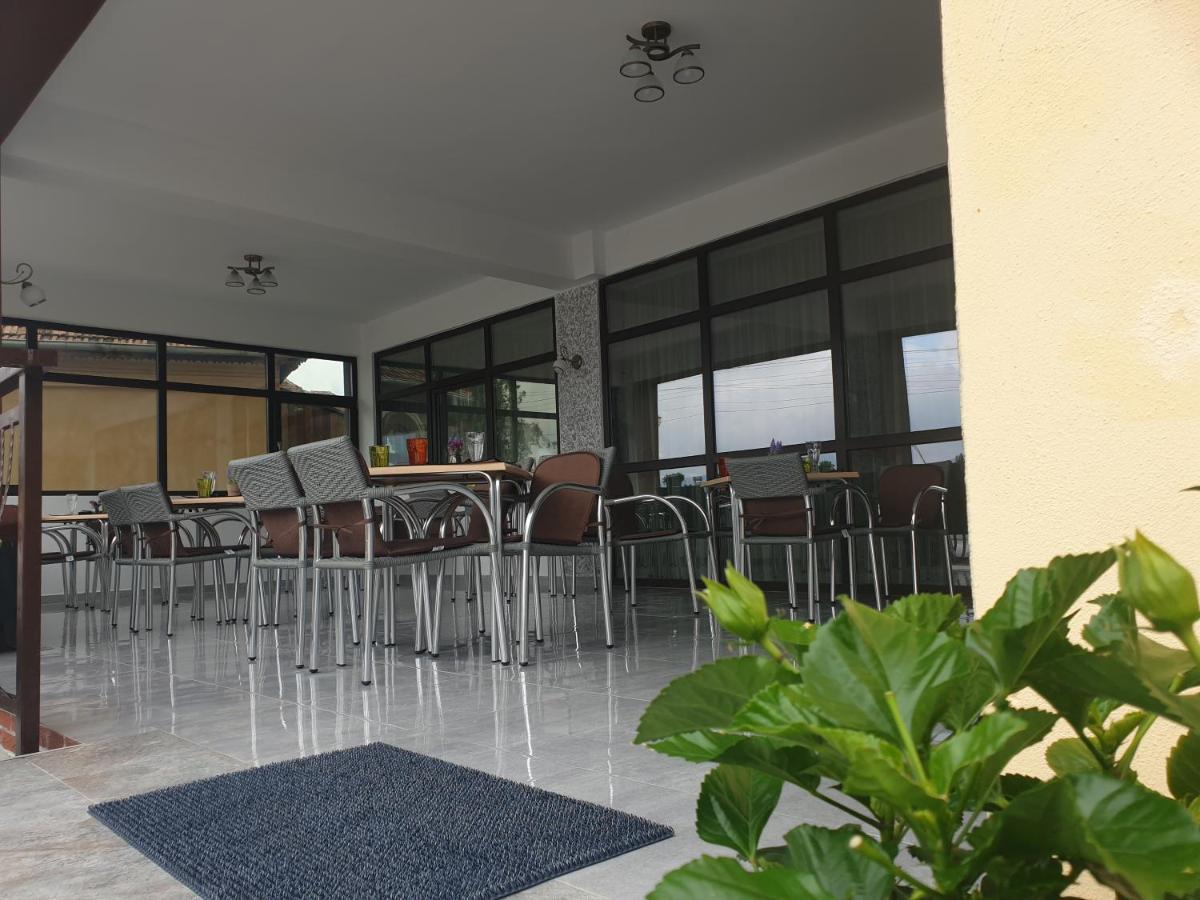 Pensiunea El Ryo Călimăneşti Exterior foto